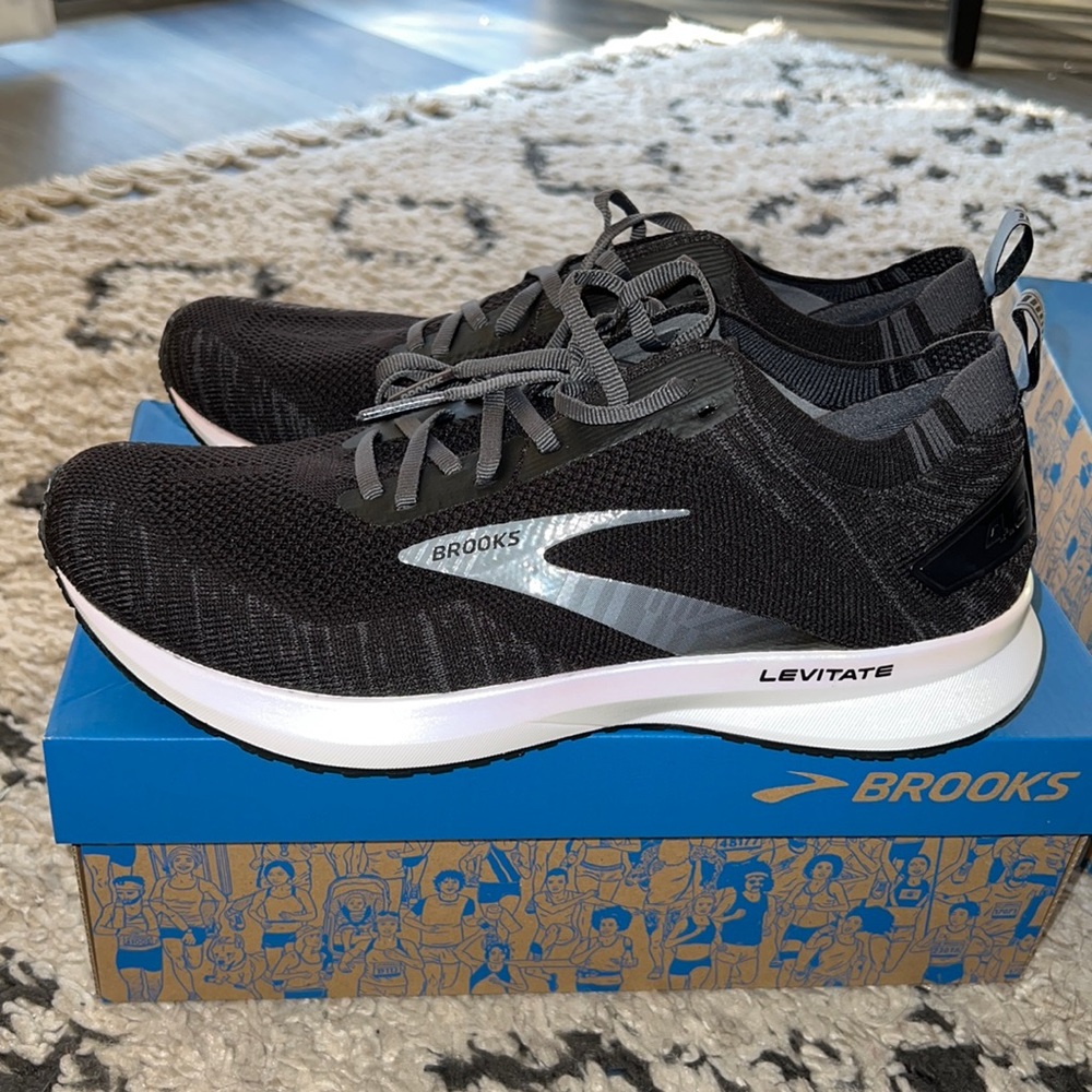 Brooks Levitate 4 Running Shoes